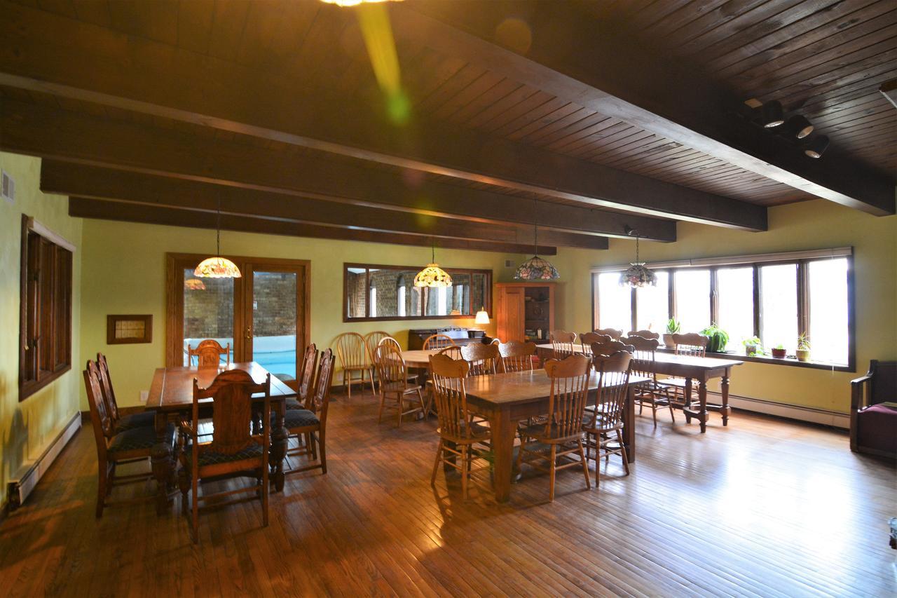 Hop & Vine Inn Fennville Extérieur photo